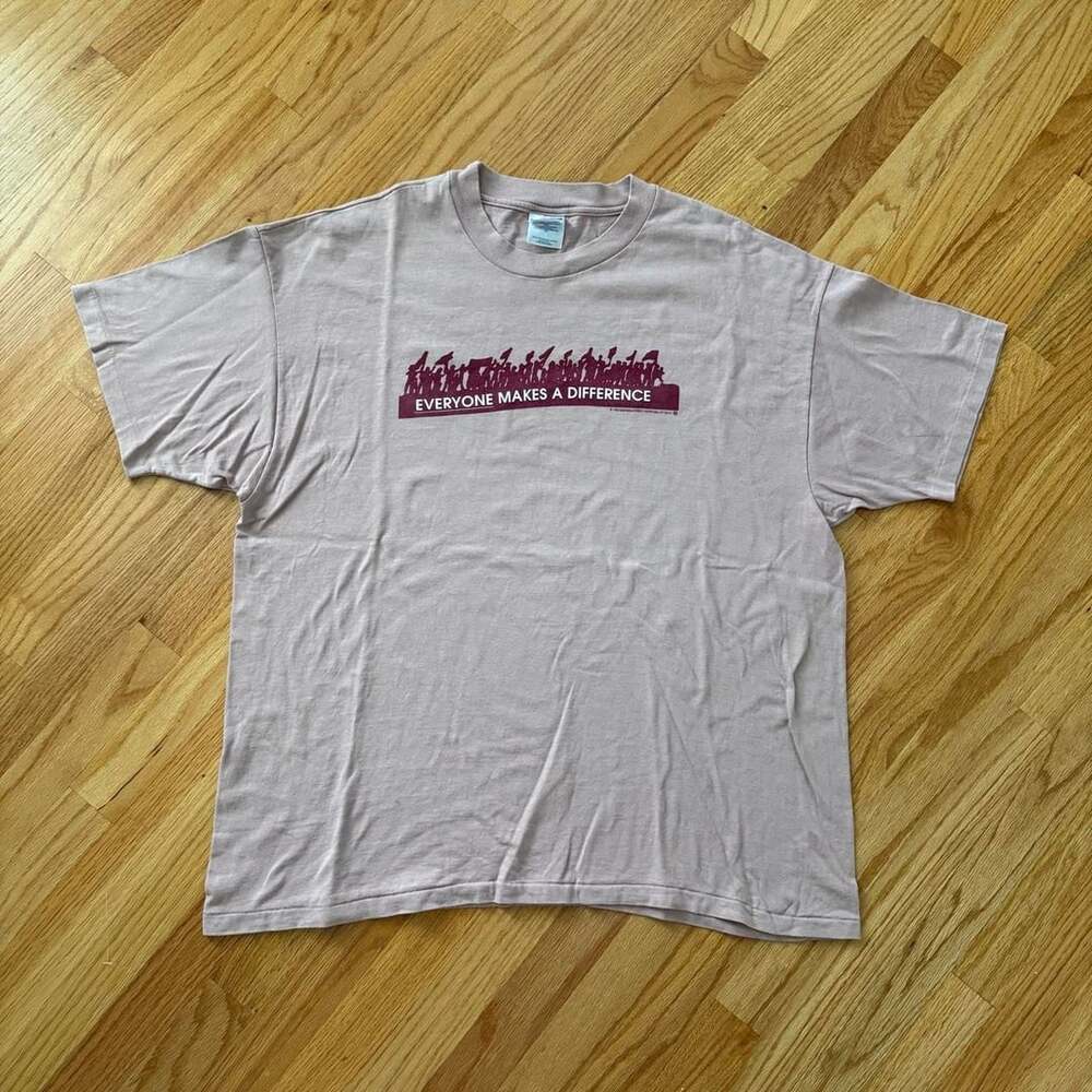 Hanes Beefy-T Everyone Makes A Difference Graphic Tee Size XXL Vintage 1996